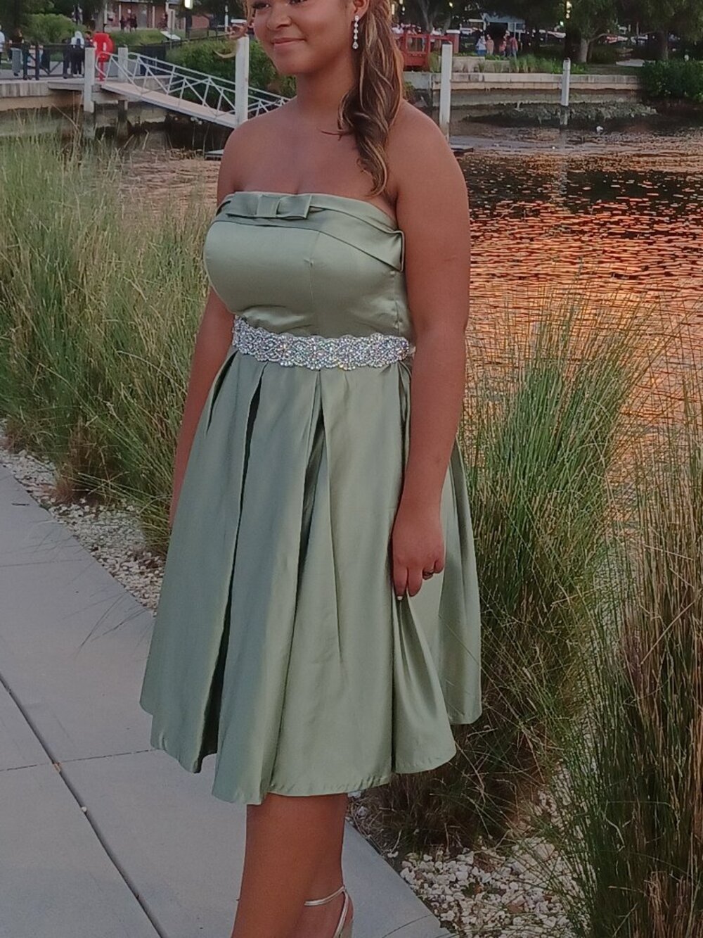Strapless knee-length dress, size M